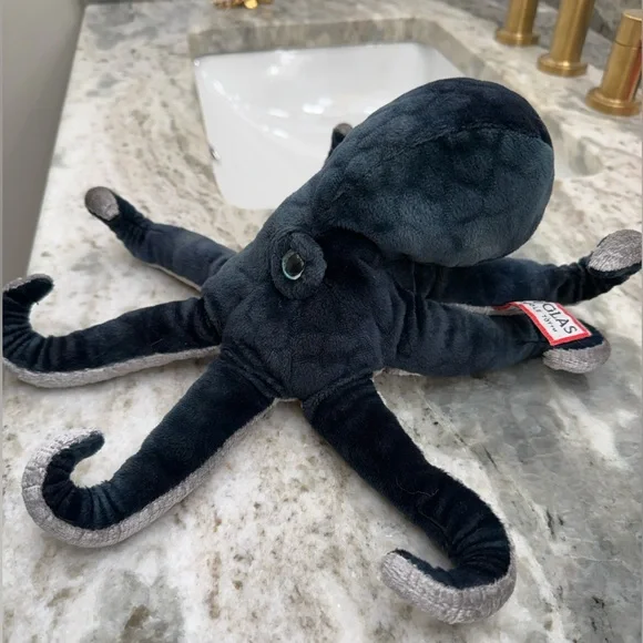 Douglas plush lot of two-Mr. G the Groundhog & Winky the Octopus. - Picture 12 of 16